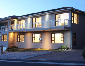 15 On Penguin Guesthouse